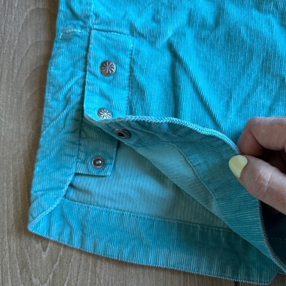 ATHLETA Vintage Seaside Corduroy Capri Shorts - Picture 7 of 12